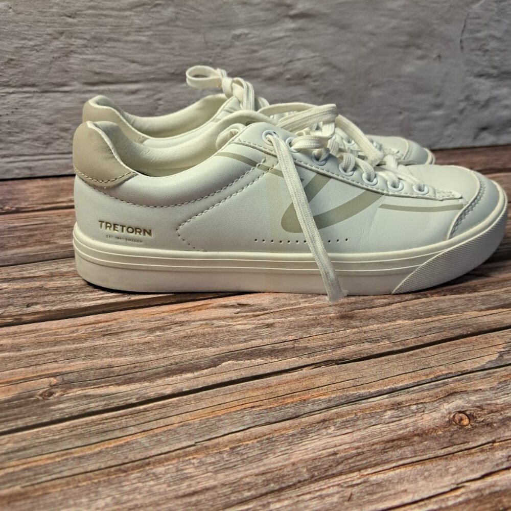 Tretorn Women's 6.5 Shoes Sweden cream and gold excellent‎ used condition